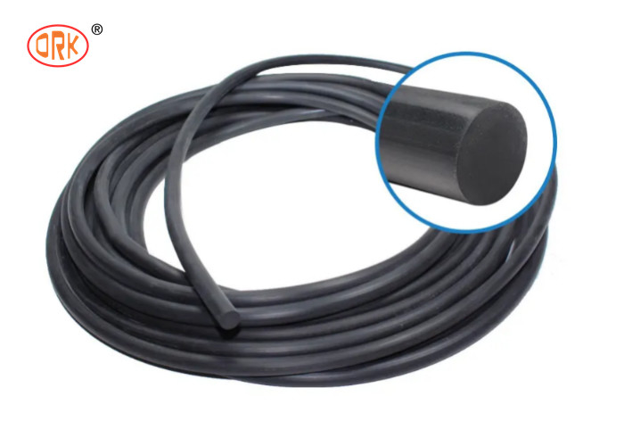 FKM FPM O Ring Cord Odporność chemiczna Gumowy pasek 90 Shore do drzwi